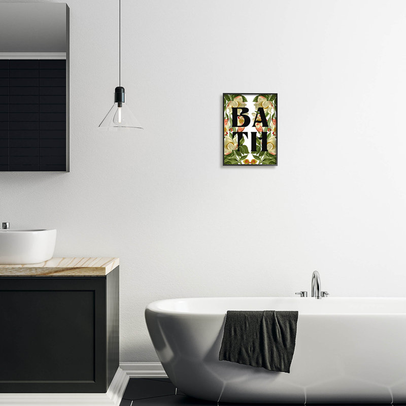«Vintage Bath Flower Blooms», art de la giclée encadrée par Lil 'Rue, Giclée encadrée noir minuit