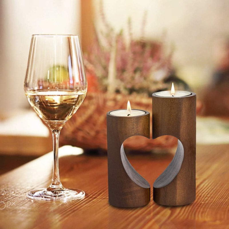 Ensemble de porte-bougie en bois en forme de cœur