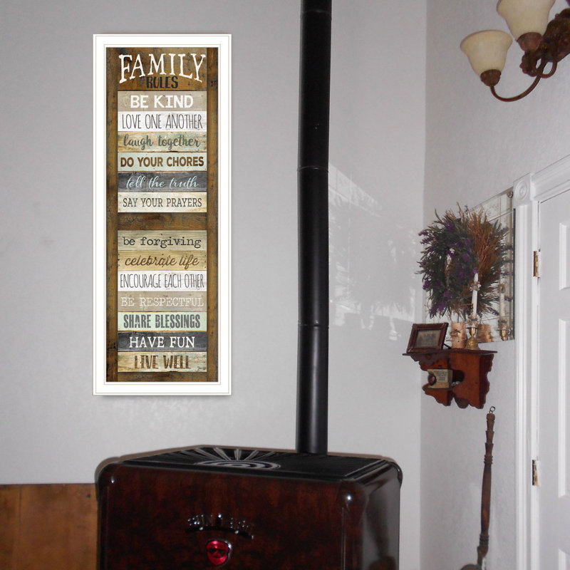 "Family Rules Shutter" par Marla Rae, prêt à accrocher, reproduction encadrée, Blanc