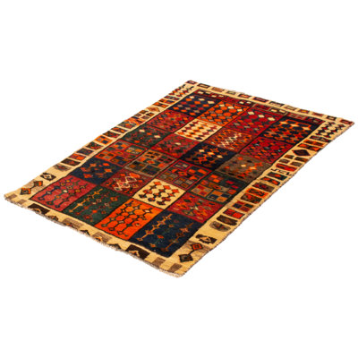 Tapis rouge Kashkuli Gabbeh 4 pi 6 po x 6 pi 5 po