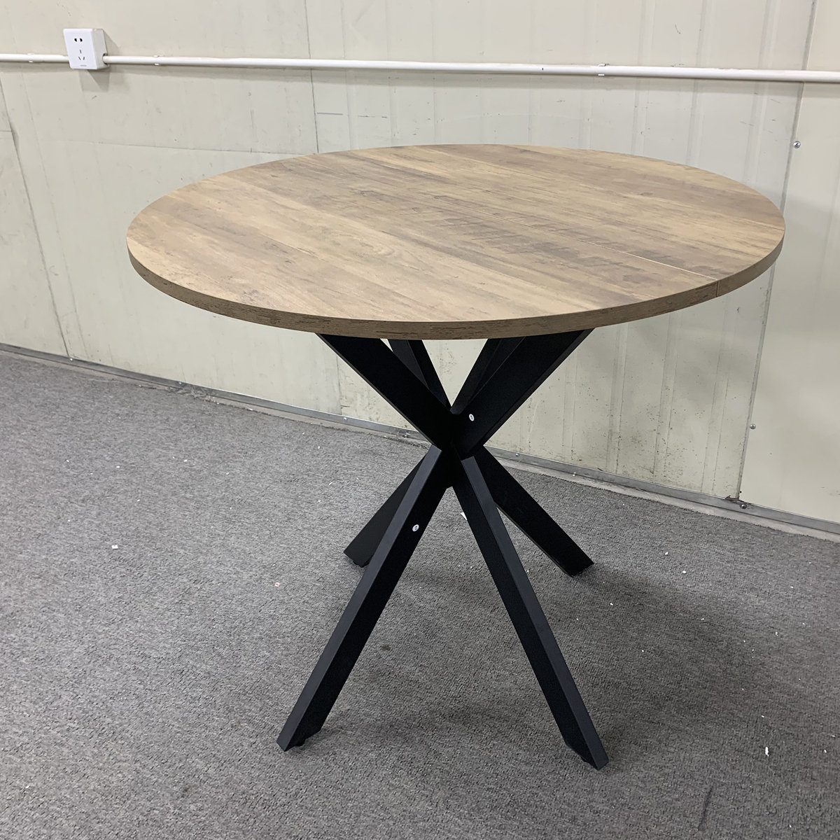 Oliver 31.5 Inch Round Dining Table, Small Circle Kitchen Table