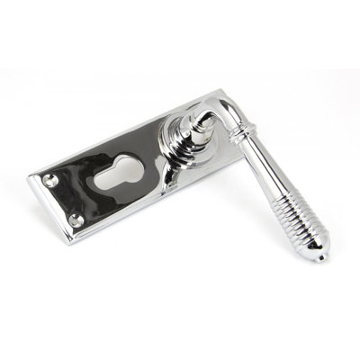 Reeded Lock Door Handle Kit