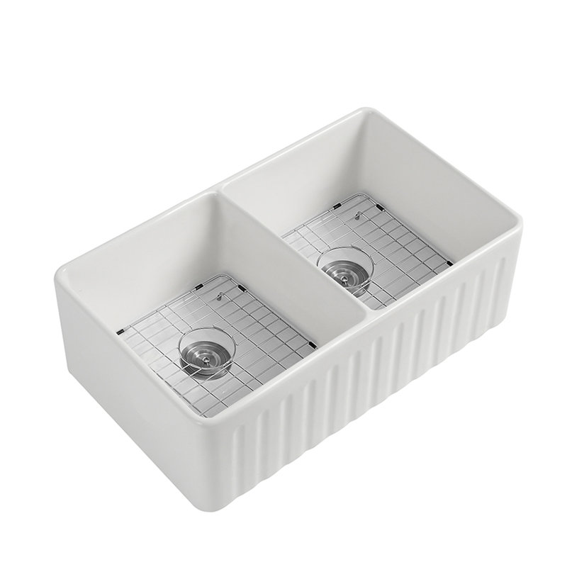 Évier de cuisine de ferme à double cuve avec grille et crépine L 33 po x l 20 po Fireclay