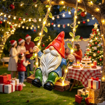 Nain de jardin suspendu avec balançoire, statue solaire lumineuse, décoration extérieure en résine, cadeau idéal pour femme, maman ou grand-mère, pour terrasse, porche ou jardin.