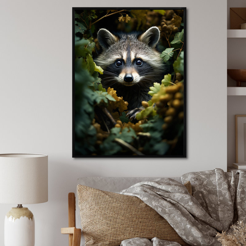 Curious Raccoon Collage VI - impression, H 20 po x l 12 po, Cadre flottant noir