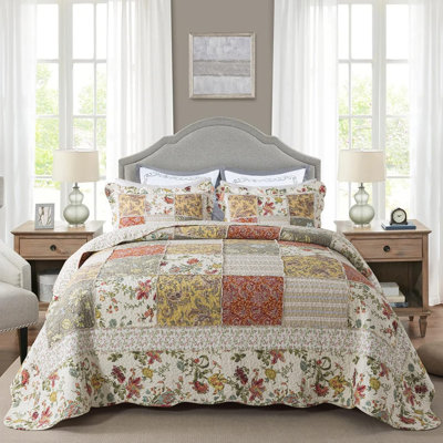 HoneiLife Paisley Farm Brown Cotton Handmade Patchwork Quilt Sets