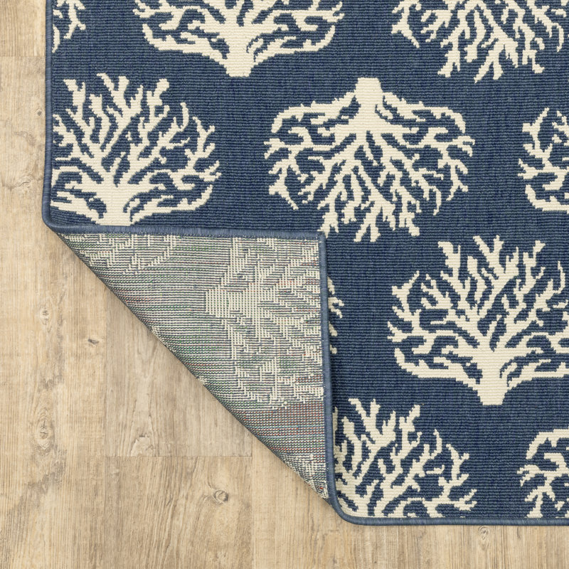 Aganlane Coastal Coral Navy/ Ivory Indoor/Outdoor Area Rug, Rectangle 1'10" x 2'10"