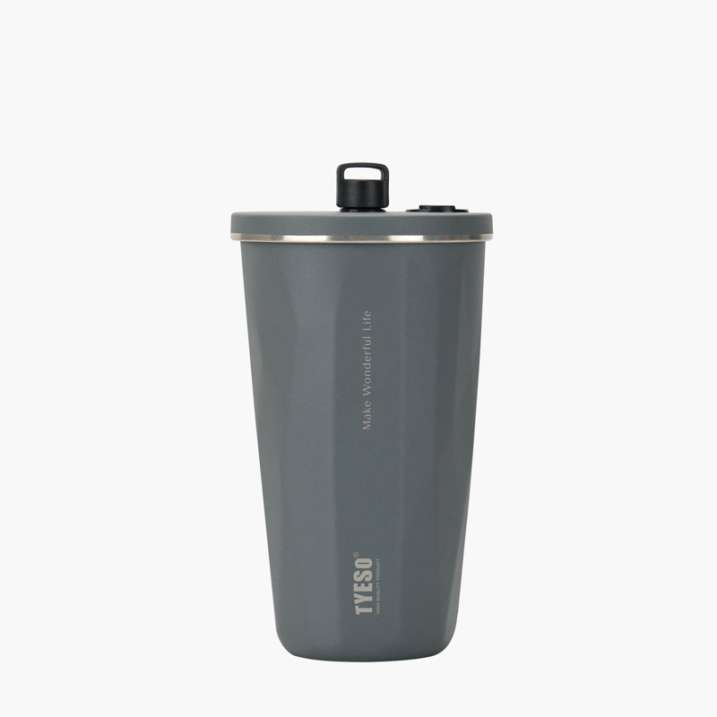 Verre 2.0 avec paille rétractable TYESO FLAIR, 20 oz, H 7,56 po x l 3,98 po x P 3,98 po, Gris foncé