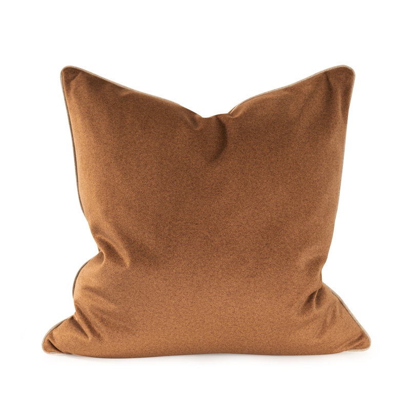 Oreiller en polyester 24 x 24 Qiviut Brown, Polyester, Brun, Carré 24 po