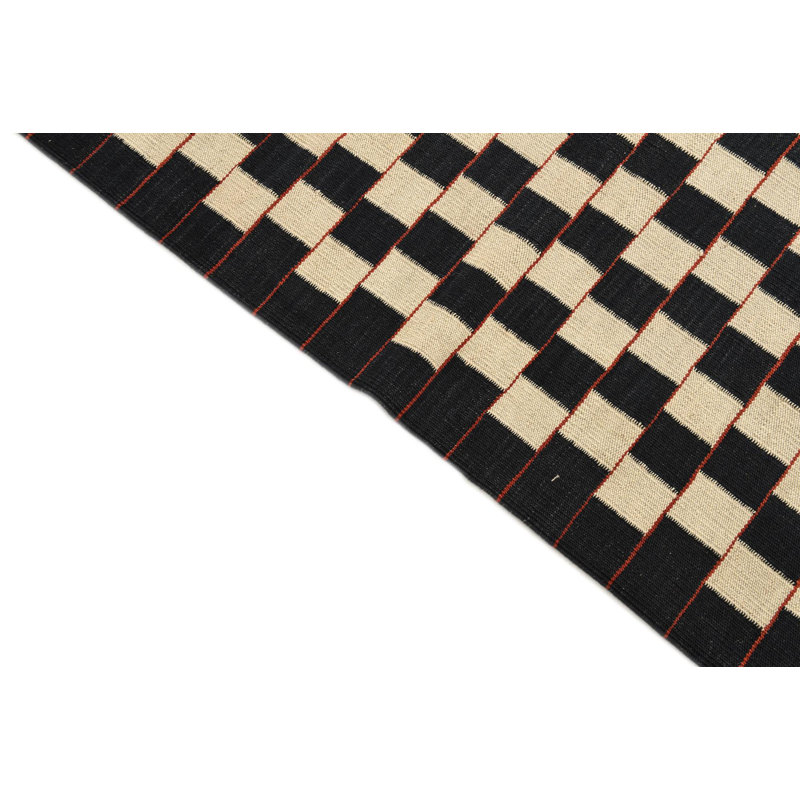 Tapis noir et blanc Petrella