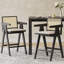Tabouret de bar rembourré en mousse confortable avec structure en bois d'hévéa durable et dossier en plastique tissé de couleur canne pour le bar et la cuisine-296544342-296544343