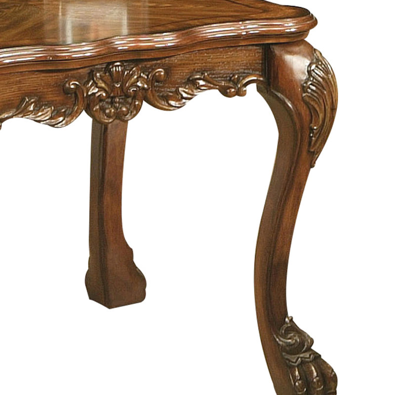 Table de bout carrée en chêne cerisier, aspect traditionnel, pieds à griffes, bordure festonnée en bois, motif floral, festonné,