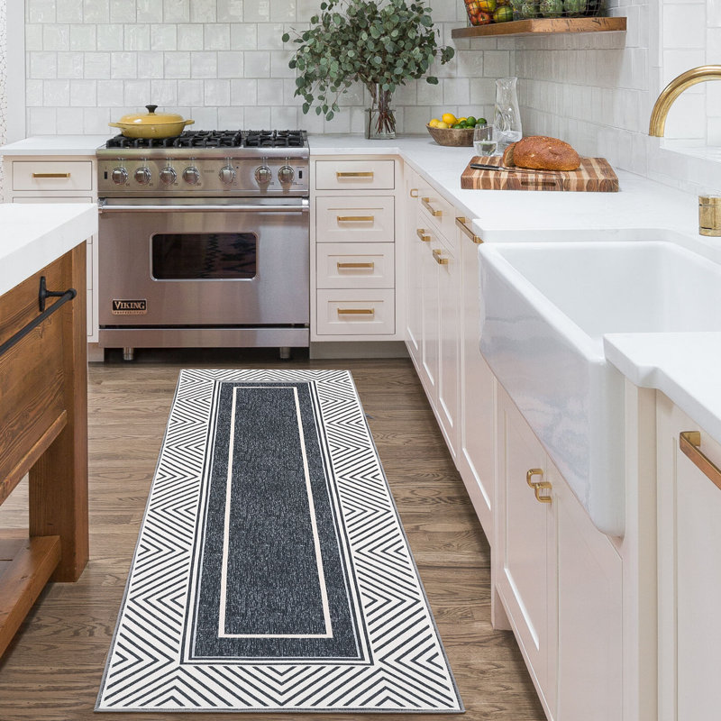 Washable Geometric Indoor Rug, Runner 2' x 6'