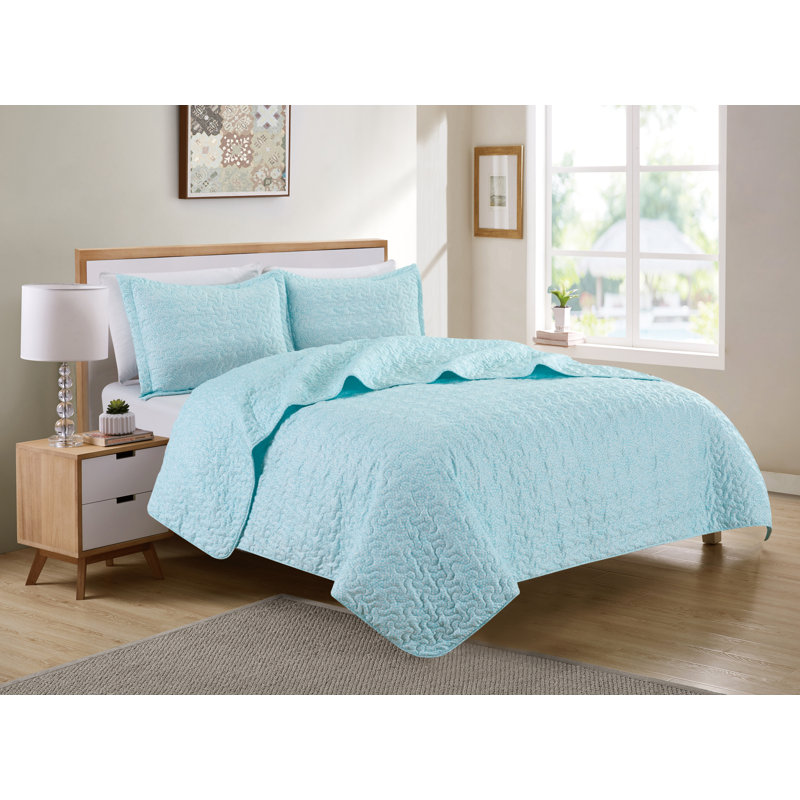 Polyester Satin Floral Quilt, King Quilt + 2 Shams, Aqua