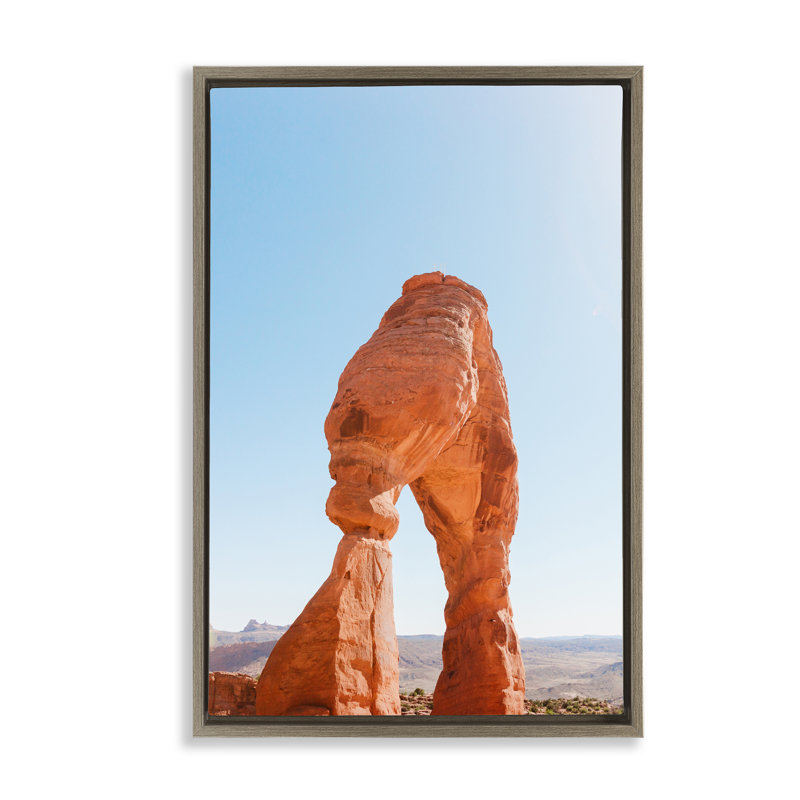 Cadre flottant Natural Desert Archway, design par Jade Sharp Photo, H 31 po x l 21 po, Cadre flottant orme Montalcino