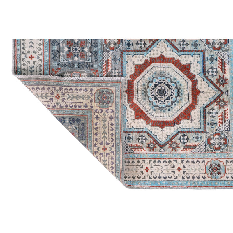 Hand Knotted Wool Area Rug in Sea Green And Beige