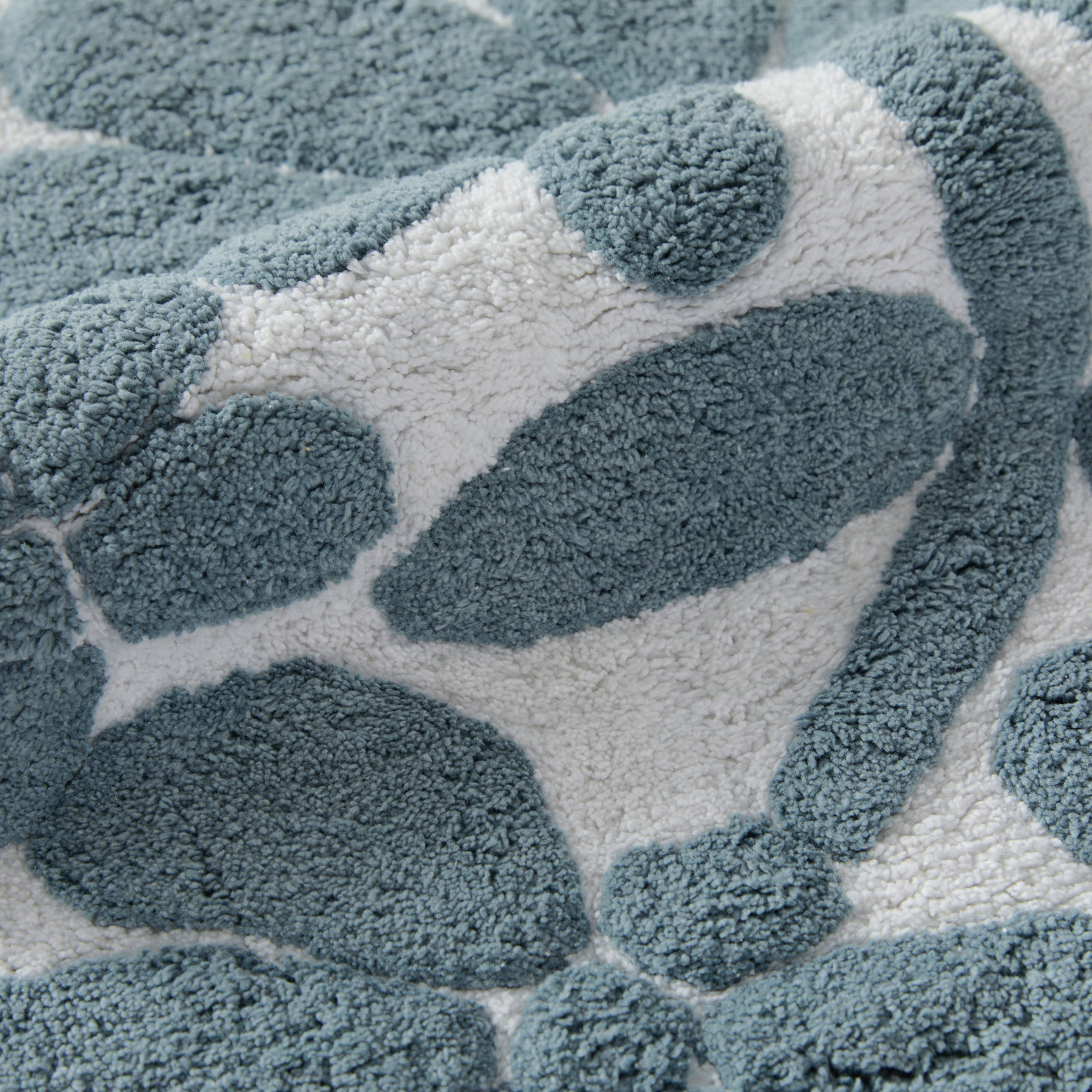 100% Cotton Floral Pattern Bath Mat, 34 in x 21 in, Blue Floral