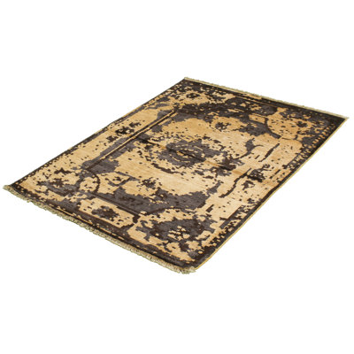 Tapis unique en viscose noué à la main style transitionnel des années 2010 de 4 pi 8 po x 6 pi 7 po brun clair Treavion