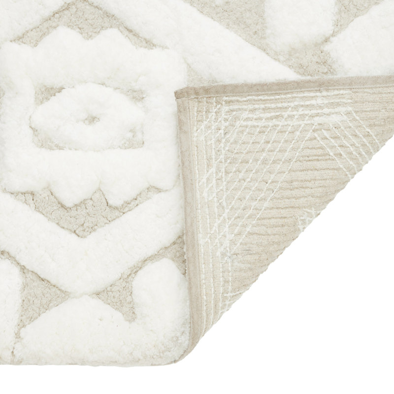 Ayatt Microfiber Non-Slip Bath Rug