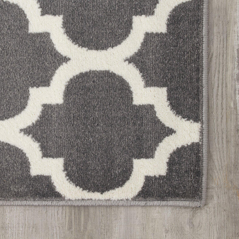 Aleighia Geometric Gray Cream High Traffic Stain Resistant Rug, Rectangle 5'3" x 7'7"