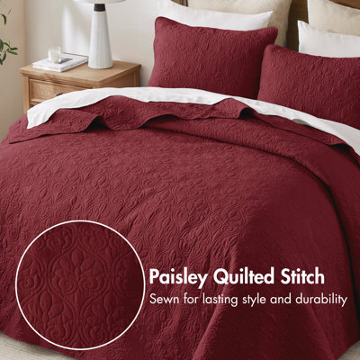 Quebec Reversible Bedspread Set