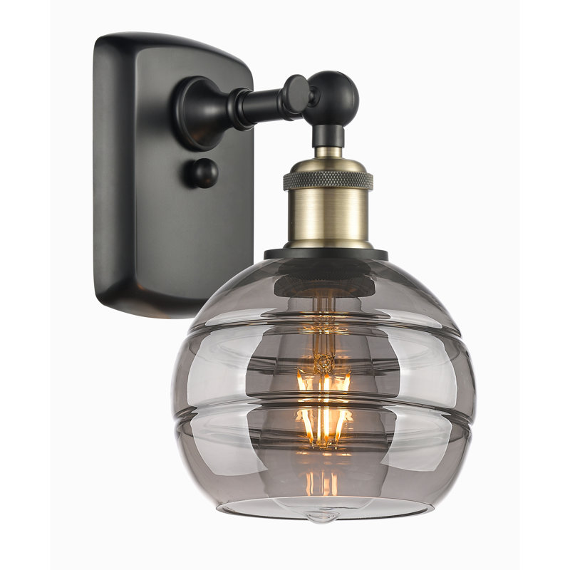 Applique murale 1 lumière Ballston Bienes, H 8,88 po x l 5,88 po x P 7,06 po, Gris fumée clair, Laiton antique noir