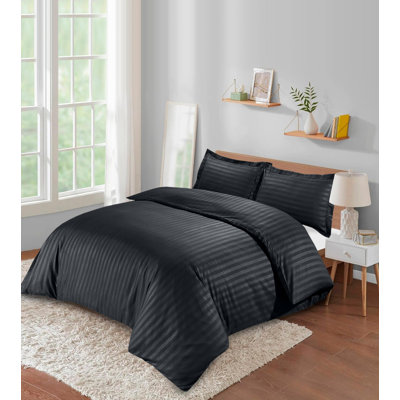Microfiber Polyester Stripe Duvet Cover Set with Fitted Sheet Pillowcases 