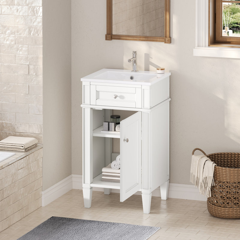 D948176AFEB942AFAC3F1EE5FA8314B8, White