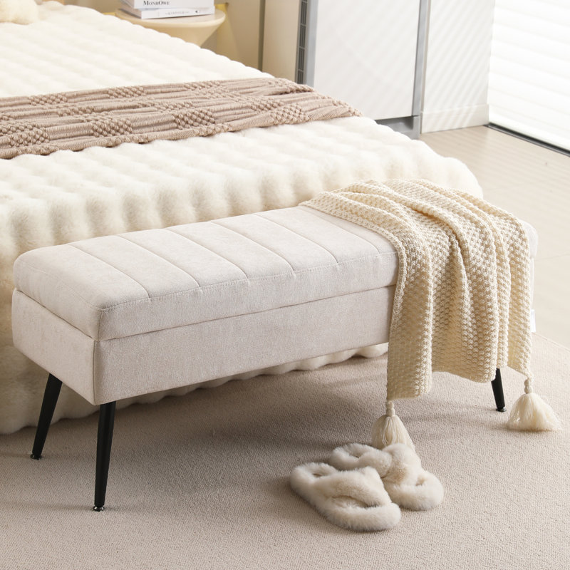 Banc de rangement rembourré Vondale, Crème