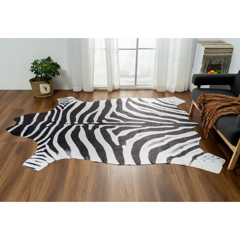 Tapis noir / blanc Robb, Rectangle 6 pi 2 po x 8 pi