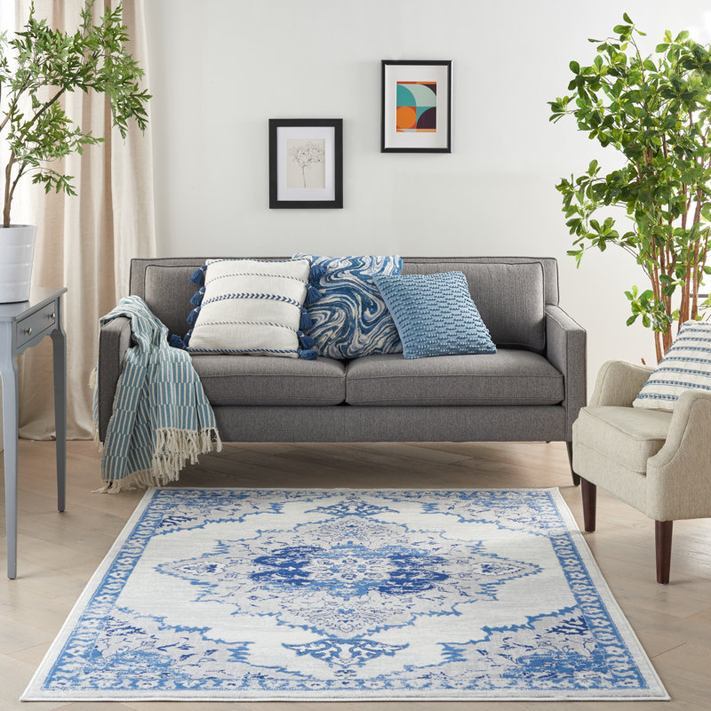 Colo Oriental Indoor Rug, Rectangle 4' x 6'