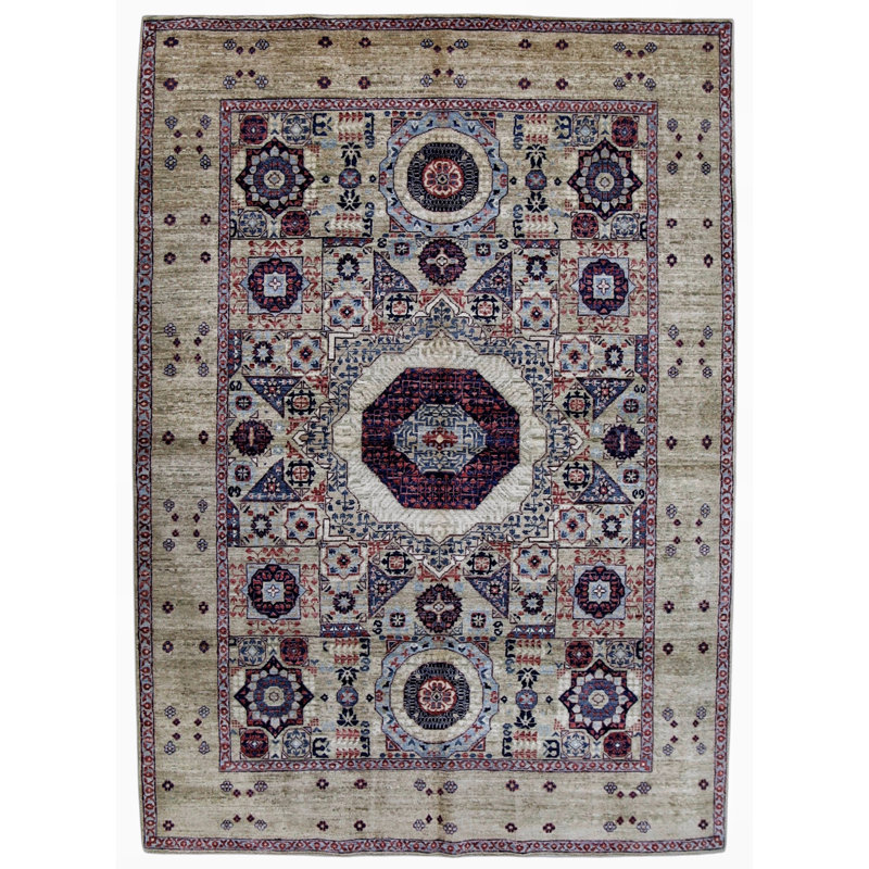 Hand Knotted Wool Area Rug in Beige, Rectangle 4'11" x 6'10"