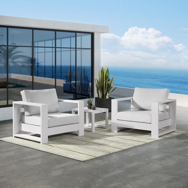 Ensemble de conversation d'extérieur en aluminium avec table de bout Hoyt, 3 Pcs: End Table, 2 Chairs, Gris clair, Snow White