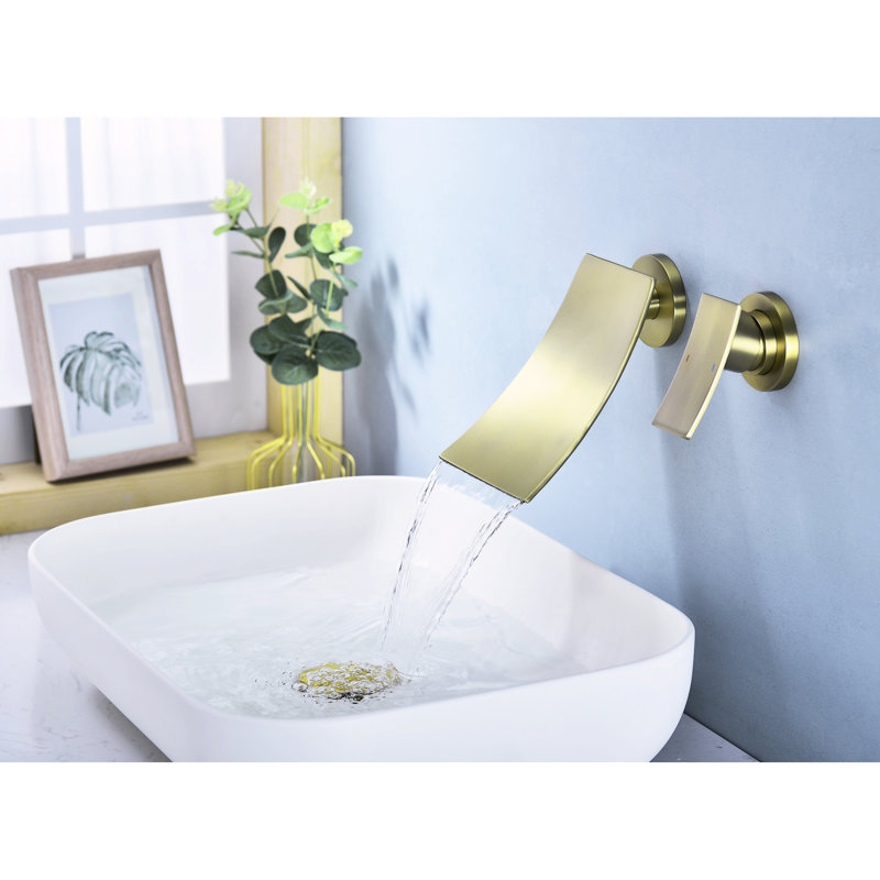 Robinet mural pour salle de bain Golden