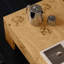 Table basse de style médiéval personnalité-108777933