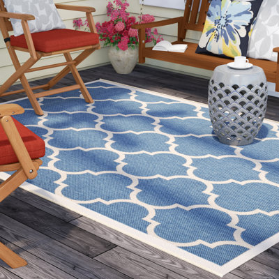 Ines Geometric Indoor / Outdoor Area Rug