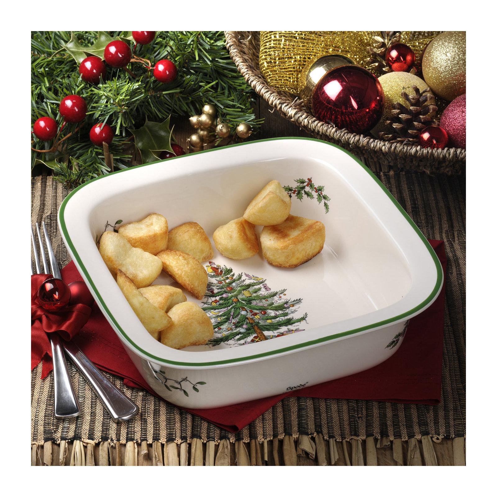 Spode Christmas Tree Square Rim Dish/Baker 10"