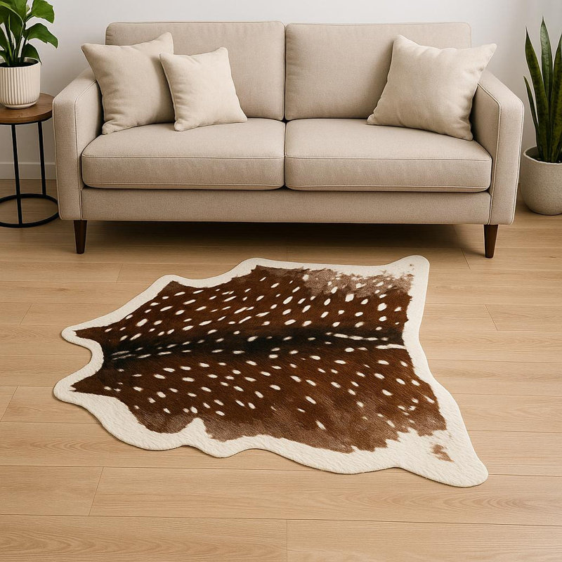Tapis lavable à imprimé animal brun et blanc cassé 4 pi x 5 pi