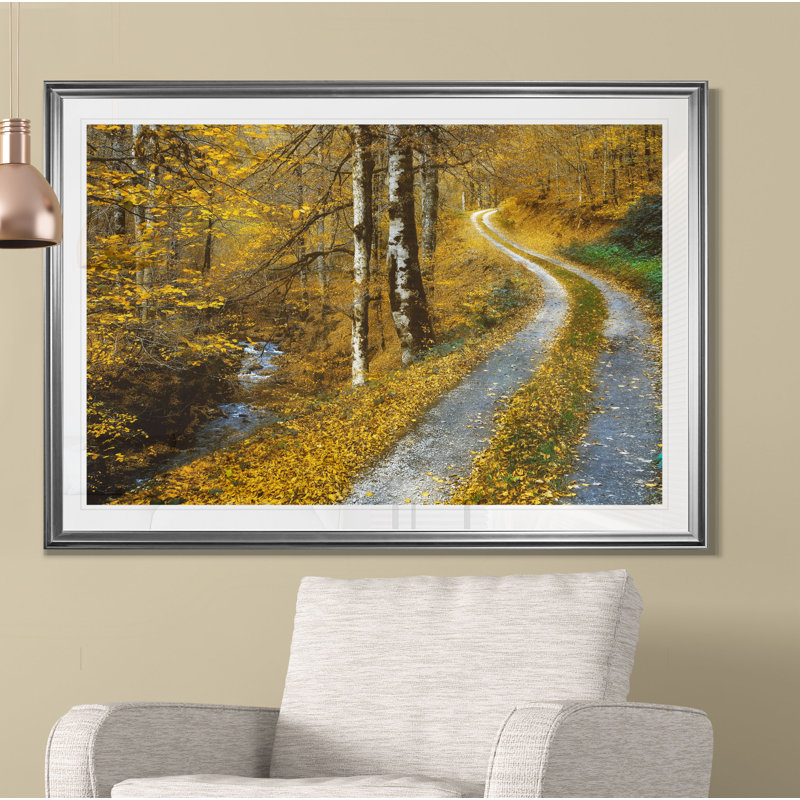 « winding road », reproduction d’impression, H 20 po x l 24 po x P 1,5 po, Cadre argenté
