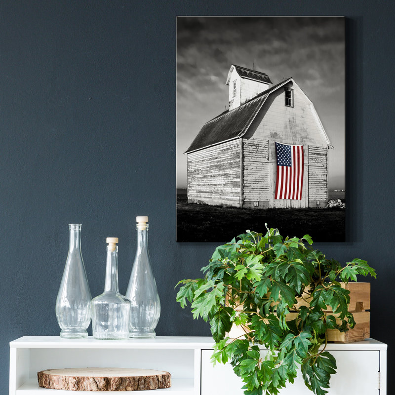 «Modern Barn I» par Danita Delimont - impression sur toile tendue, H 12 po x l 8 po x P 1 po