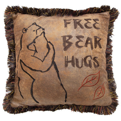 Coussin Free Bear Hugs 18 po x 18 po Free