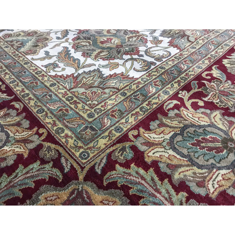 Tapis brun de haute qualité noué à la main