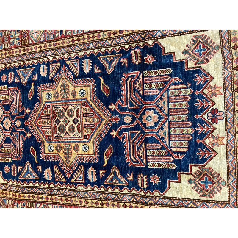 Tapis de style tribal 4 x 6