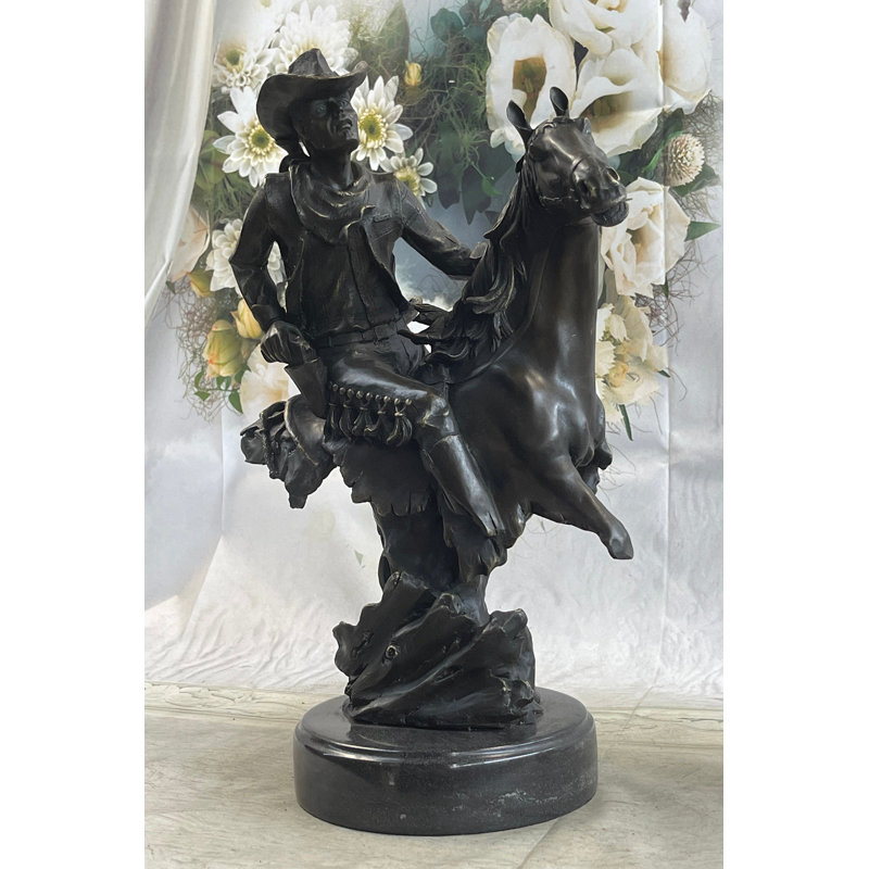 Figurines et sculptures
