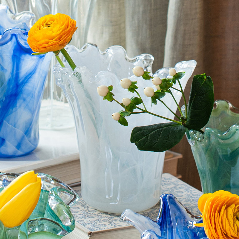 Onda Handmade Glass Table Vase, White