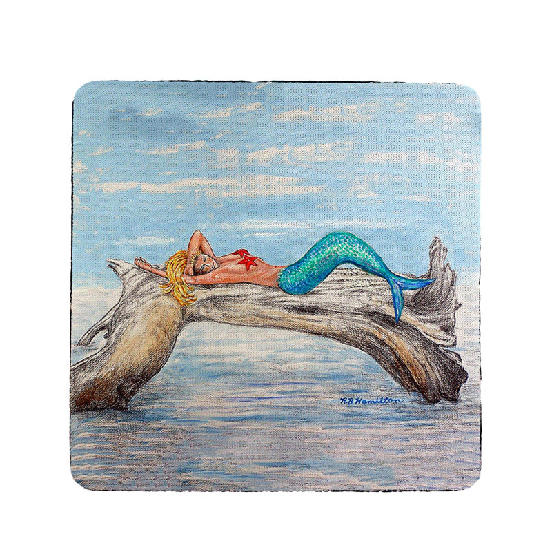 Sirène on log coast Artemis