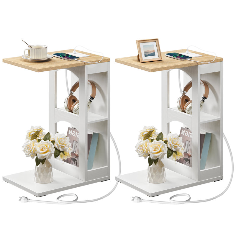 Ensemble de tables de bout en C avec station de charge