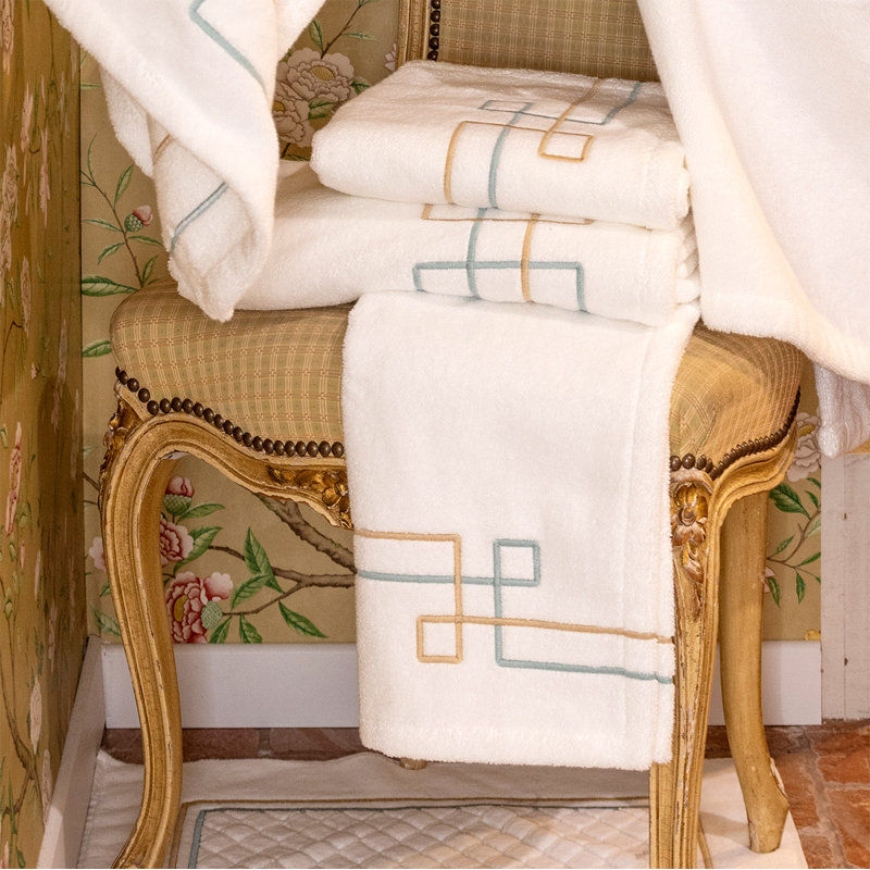 Villa Bath Towel