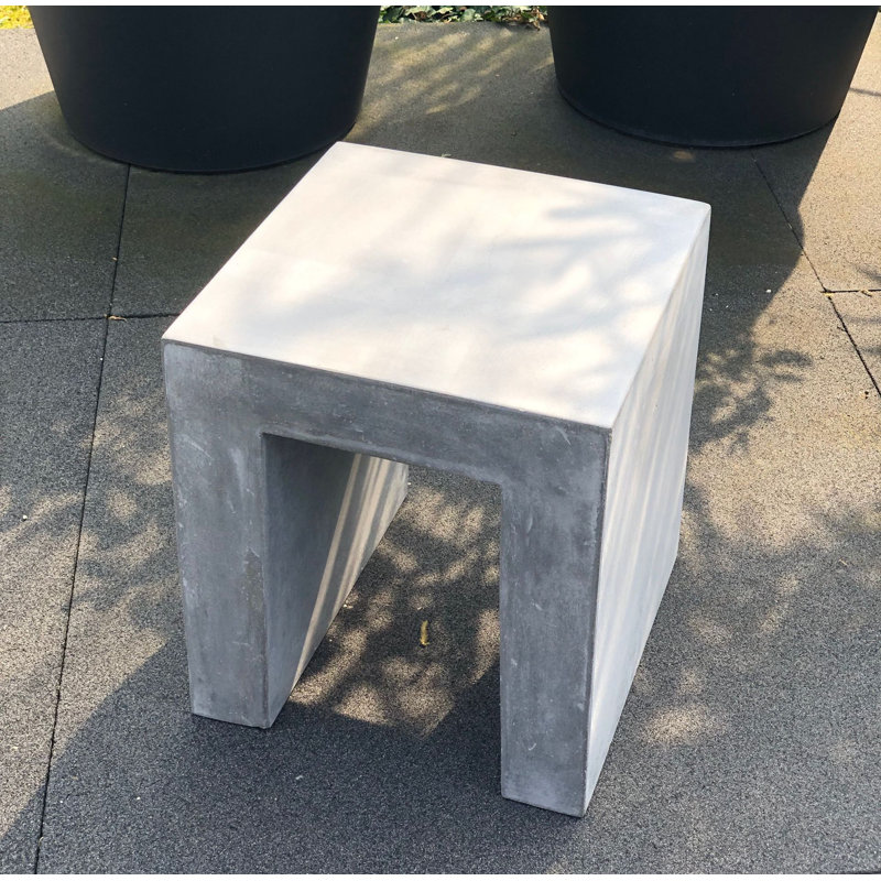 Ferranti Concrete Outdoor Ottoman, White