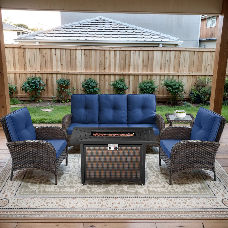 Ensemble de 5 chaises de patio Aluel pour l'extérieur avec table de foyer d'extérieur avec pare-brise Aluel